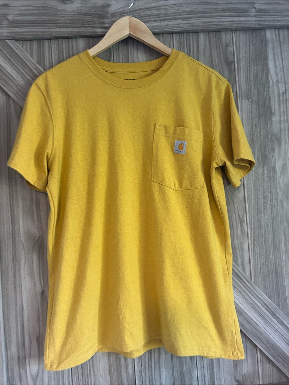 Carhartt Heavyweight Pocket Tee Yellow Fit Medium (20.5"x26.5")